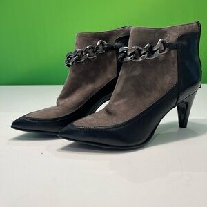 Pretty grey and black leather ankle boots - with chain detail